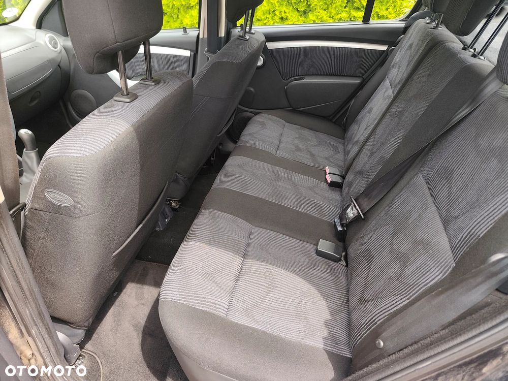 Dacia Sandero 1.4 Laureate - 11