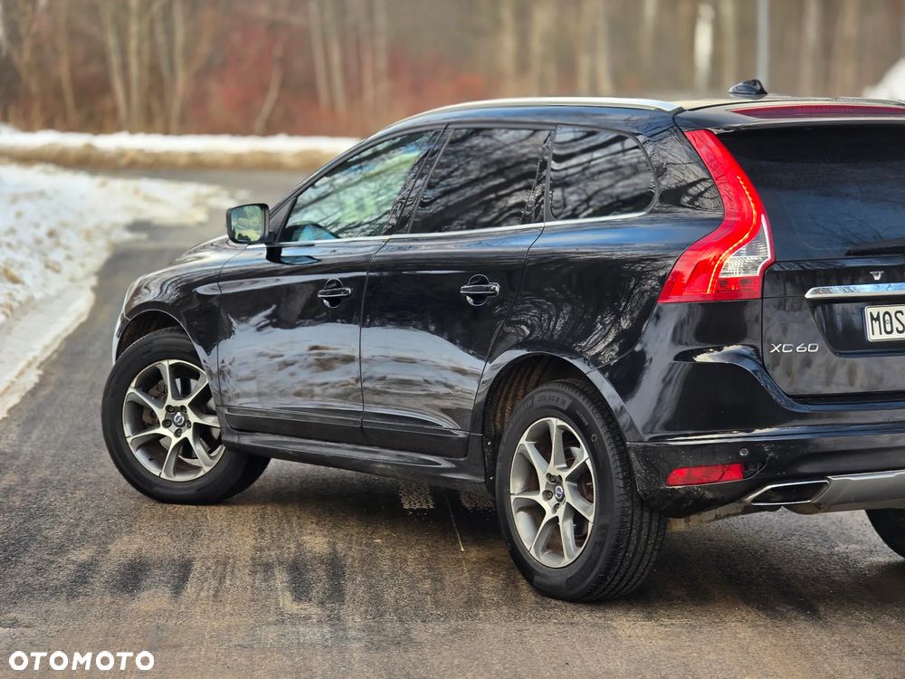 Volvo XC 60 D4 Drive-E Ocean Race - 39