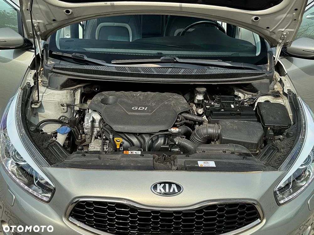 Kia Ceed 1.6 GDI Platinum Edition - 26