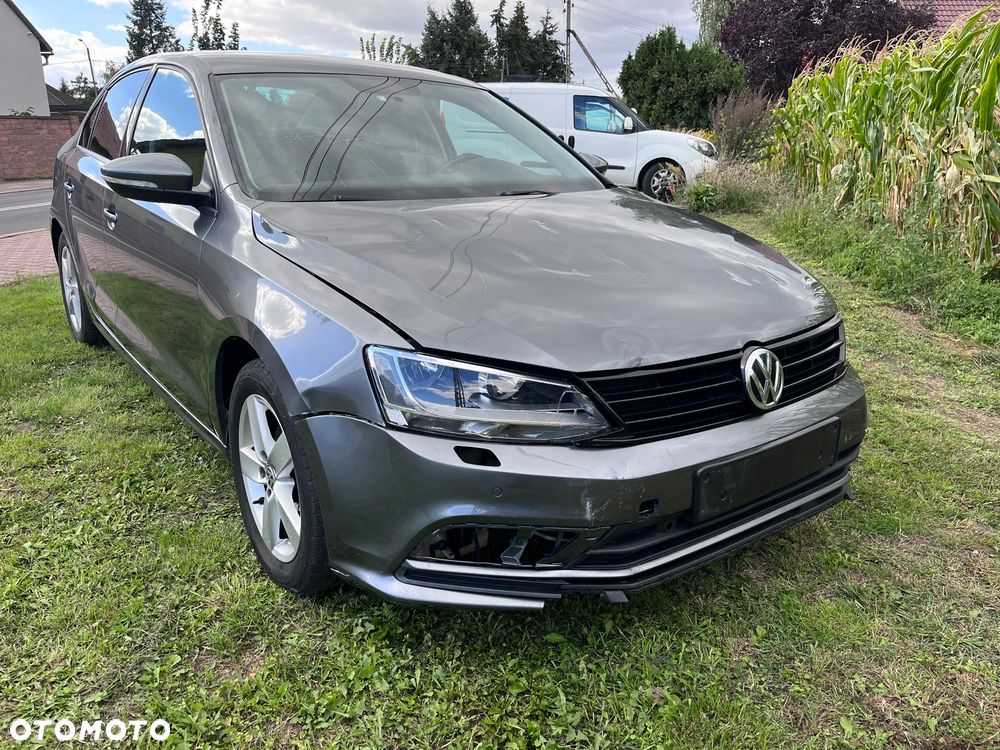 Volkswagen Jetta 1.4 TSI BMT Comfortline - 1