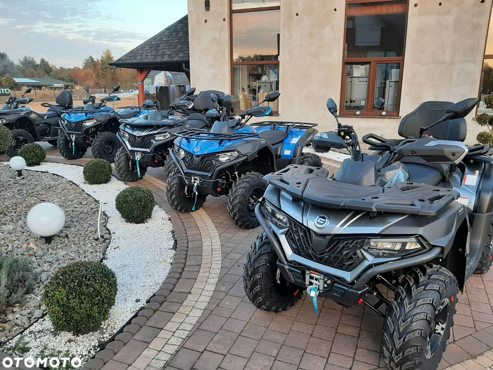 CFMoto CForce - 16
