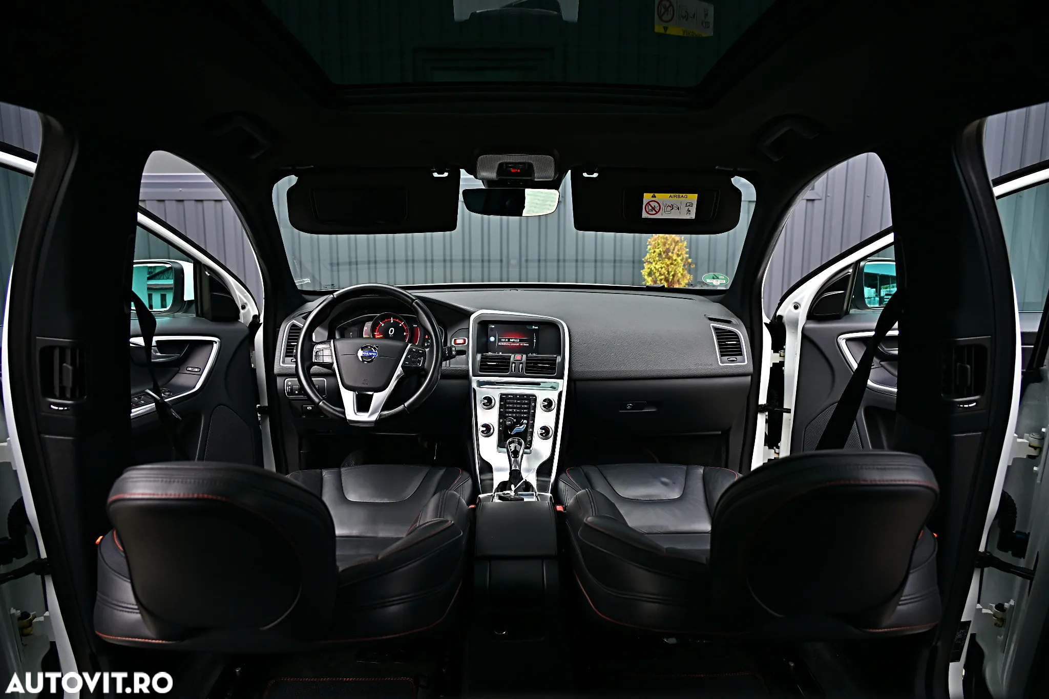 Volvo XC 60 D4 AWD Geartronic Ocean Race - 7