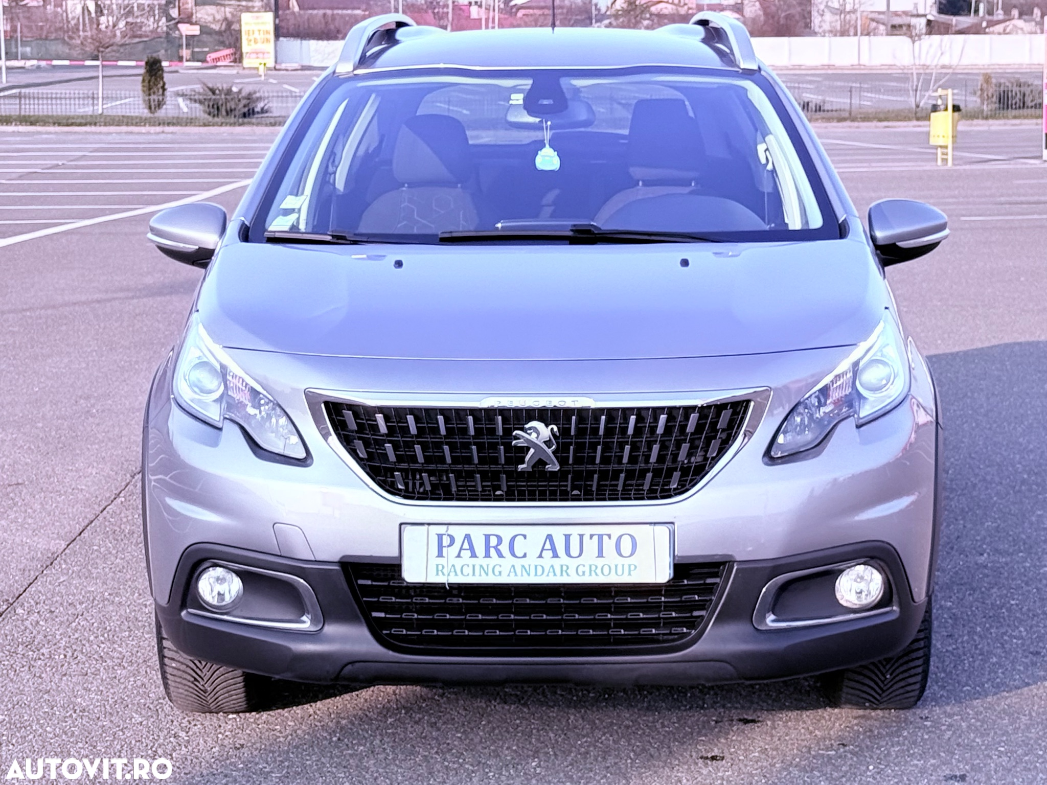 Peugeot 2008 PureTech 130 EAT8 Allure Pack - 4
