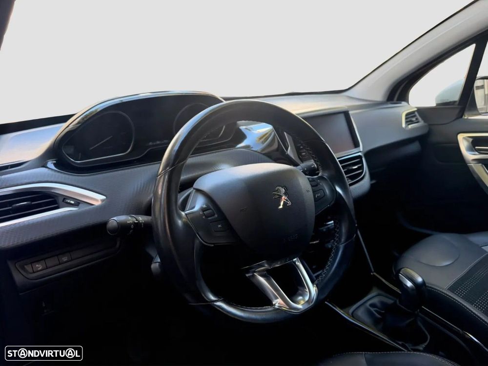 Peugeot 2008 1.2 PureTech Allure - 7