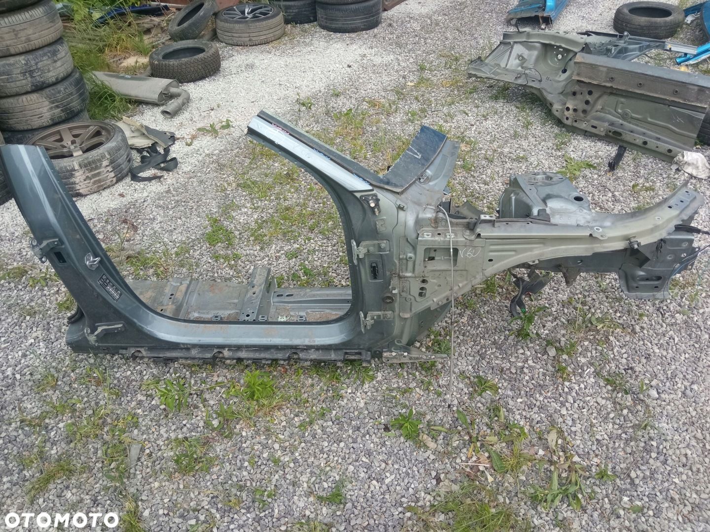 VOLVO V60 II ĆWIARTKA PRAWA PRZEDNIA PRZÓD SŁUPEK PRÓG - 1