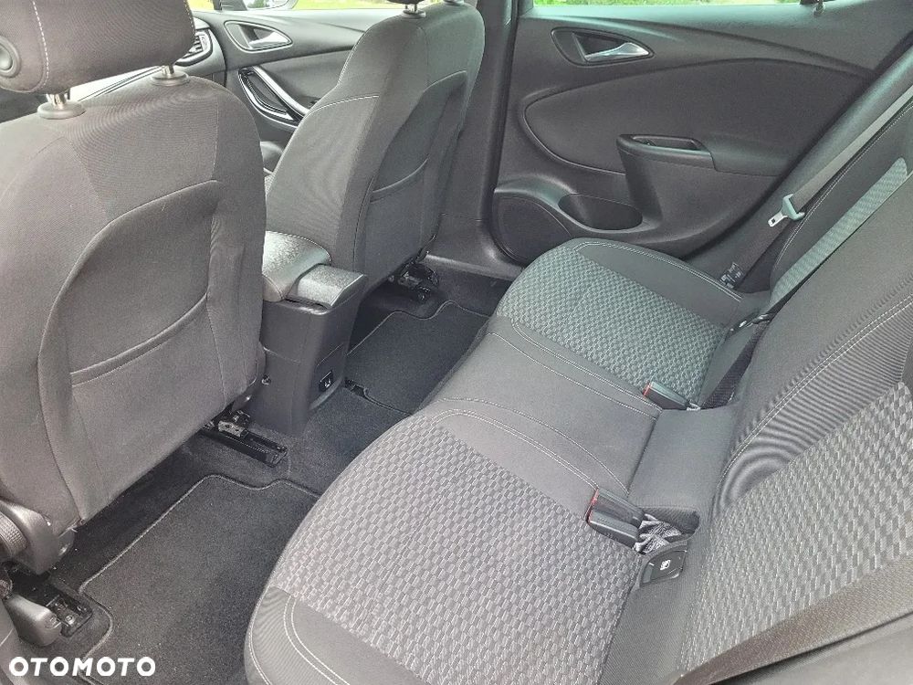 Opel Astra 1.4 Turbo Start/Stop Dynamic - 23