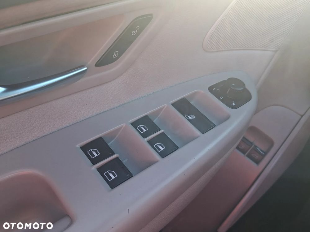 Volkswagen Eos 2.0 FSI Individual Chrom - 14