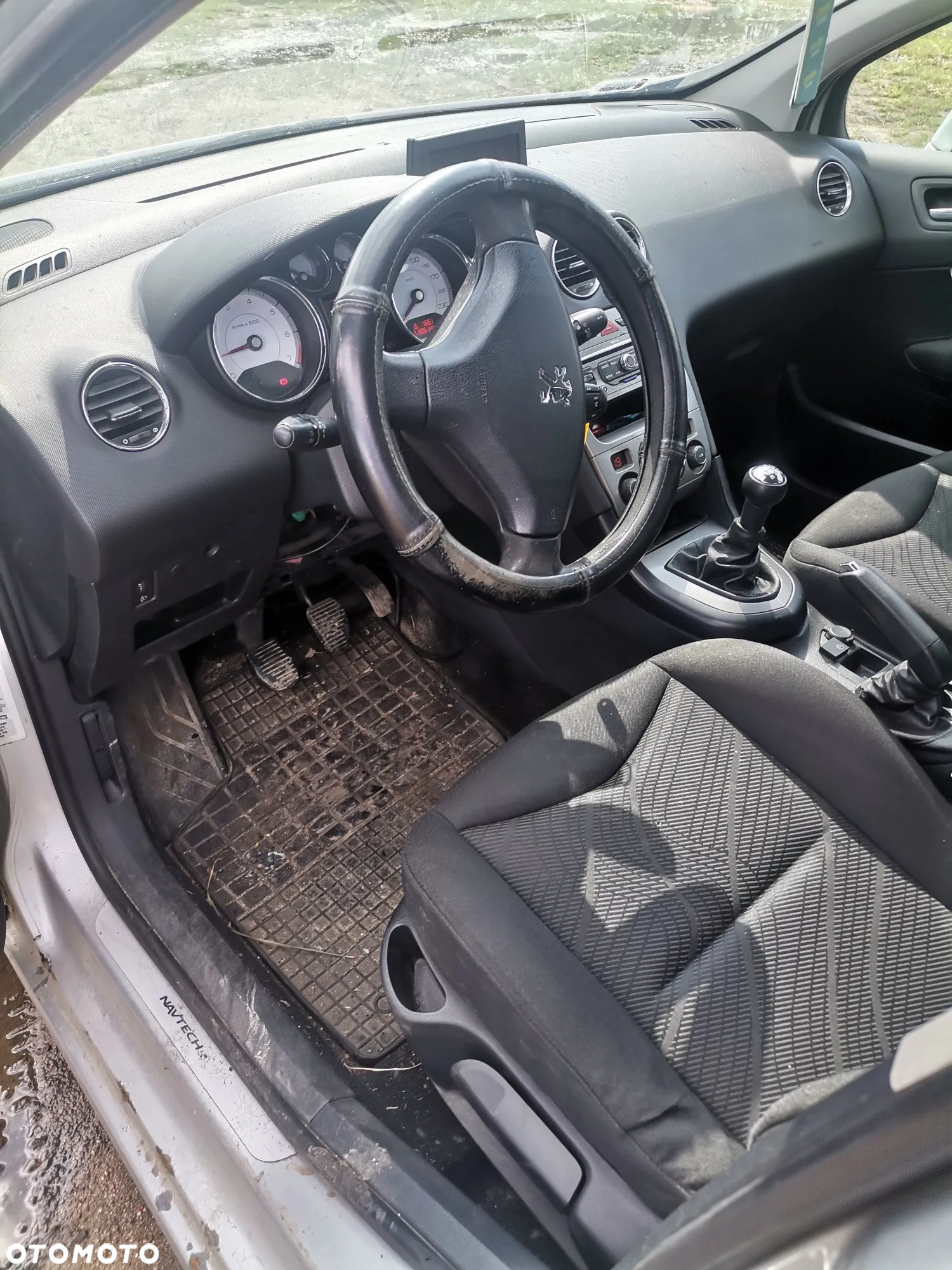 Peugeot 308 1.6 Trendy Navtech - 4