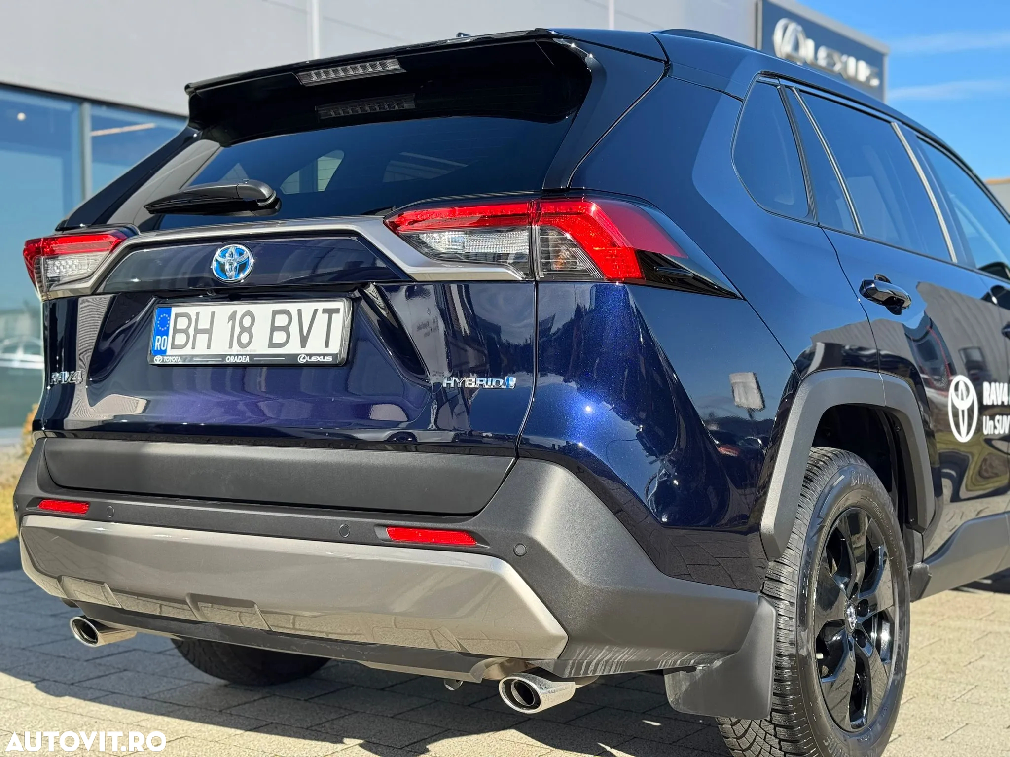 Toyota RAV4 2.5 Hybrid VVT-iE 4x4 Luxury - 8