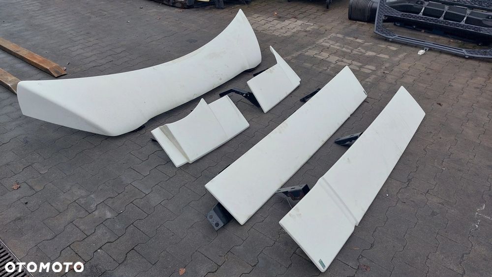 MERCEDES ACTROS MP4 SPOILERY KOMPLET KABINA BIG SPACE - 1