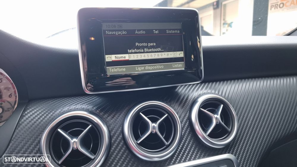 Mercedes-Benz A 180 d AMG Line - 15