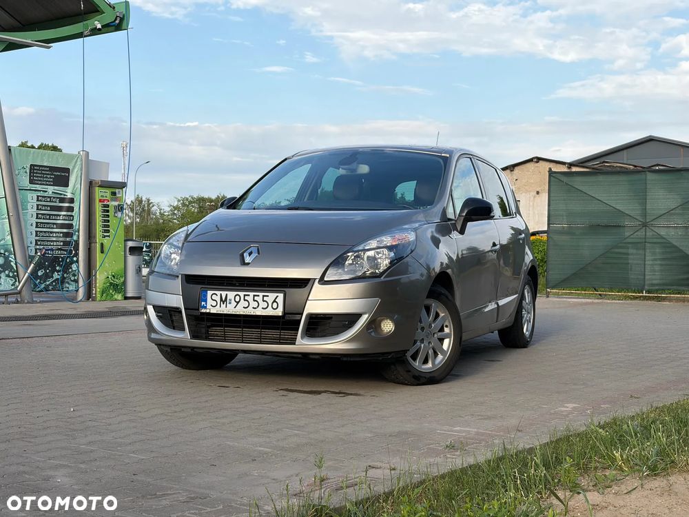 Renault Scenic 1.9 dCi Confort Privilege - 1