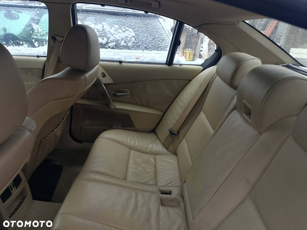 BMW Seria 5 - 11