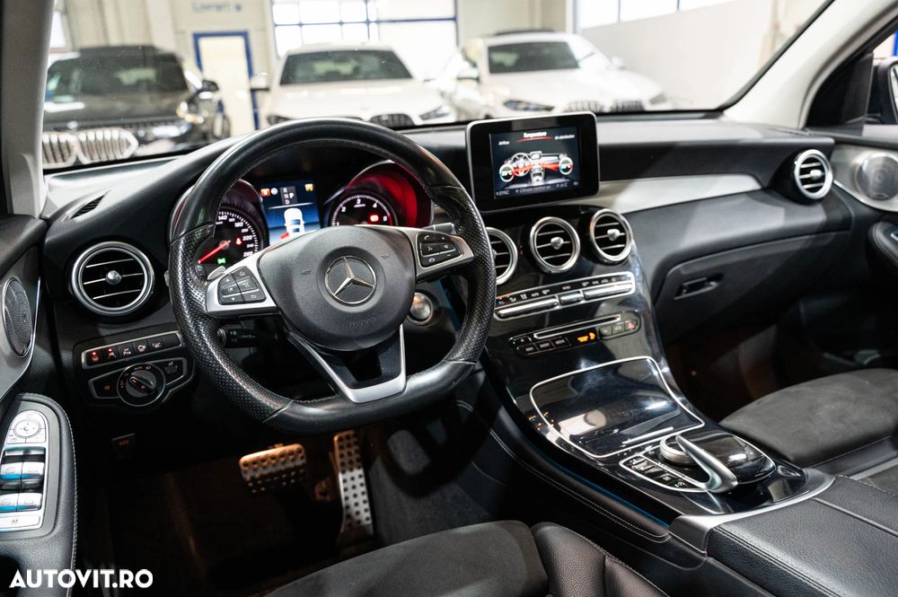 Mercedes-Benz GLC Coupe 250 d 4Matic 9G-TRONIC AMG Line - 28