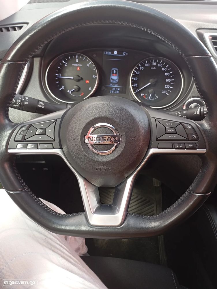 Nissan Qashqai - 10
