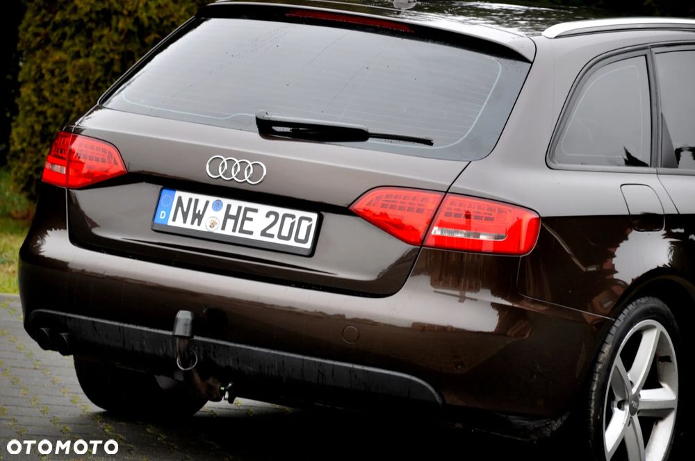 Audi A4 Avant 2.0 TDI DPF S line Sportpaket (plus) - 19