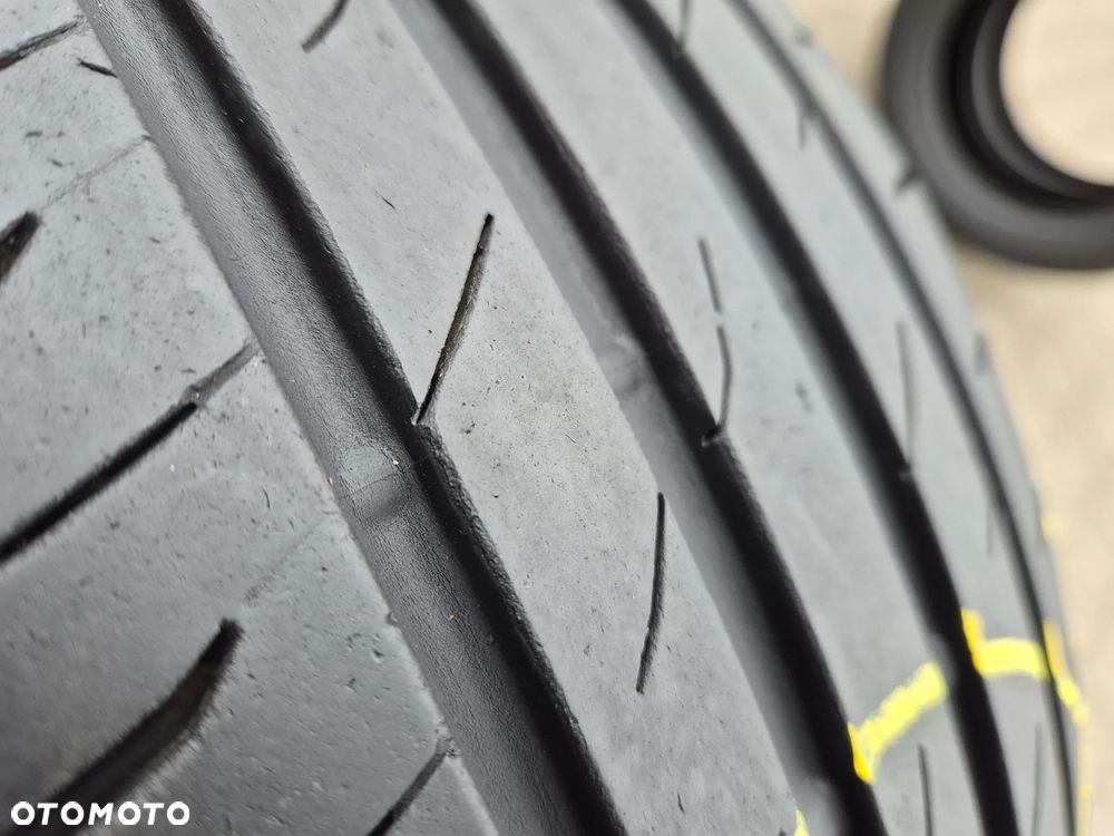 1x 205/55R16 Toyo Proxes Comfort - 2