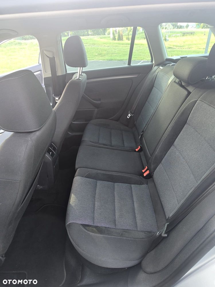 Volkswagen Golf 2.0 TDI DPF Style - 12