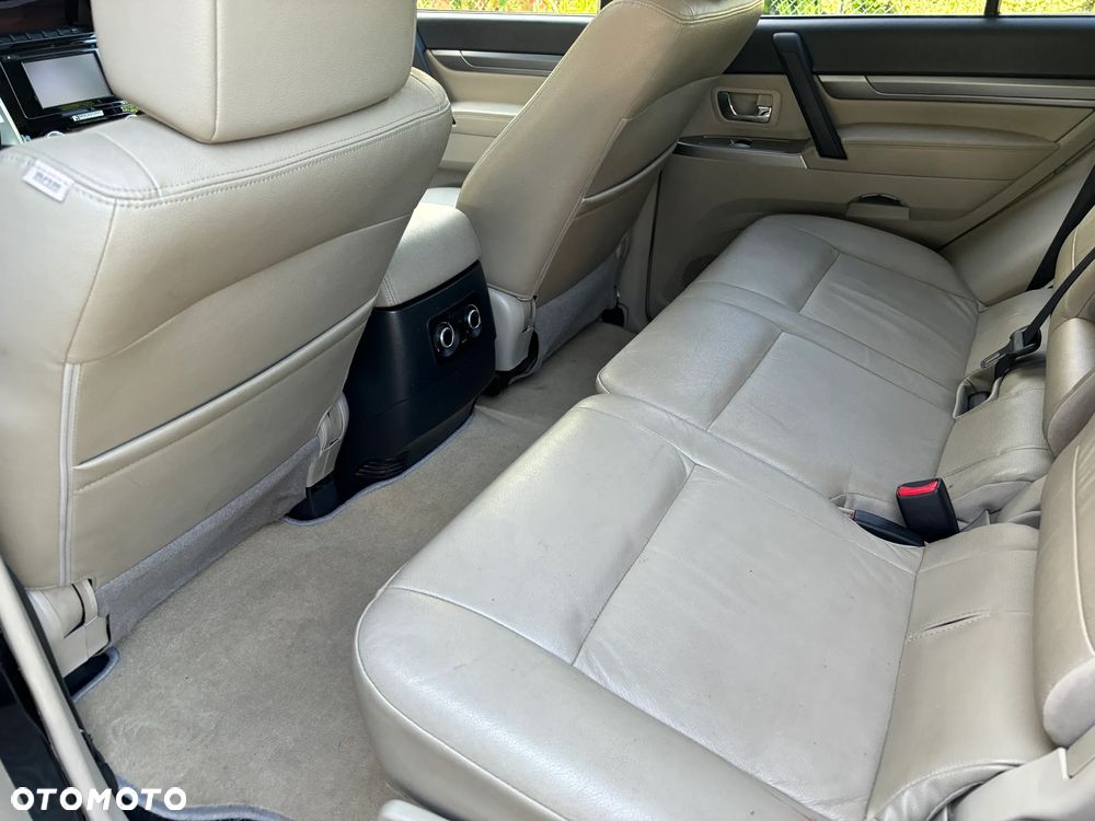 Mitsubishi Pajero 3.2 DID Instyle EU6 - 9