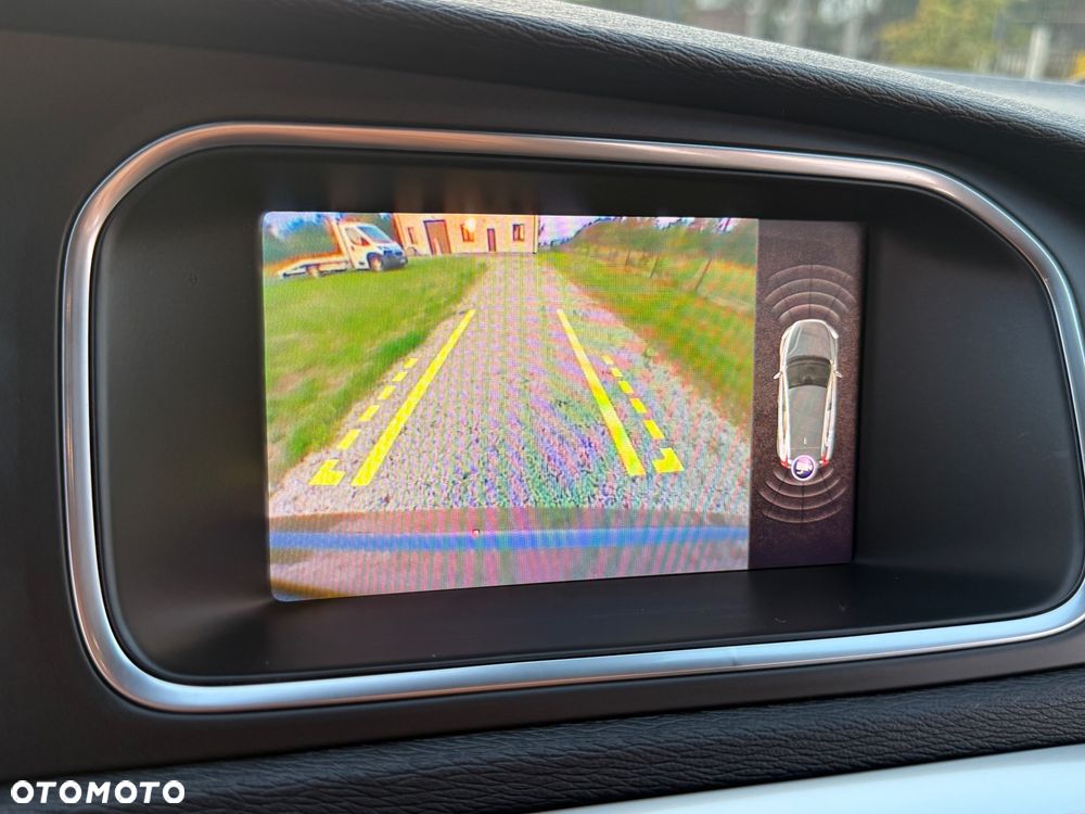 Volvo V40 T3 Drive-E R-Design Momentum - 16