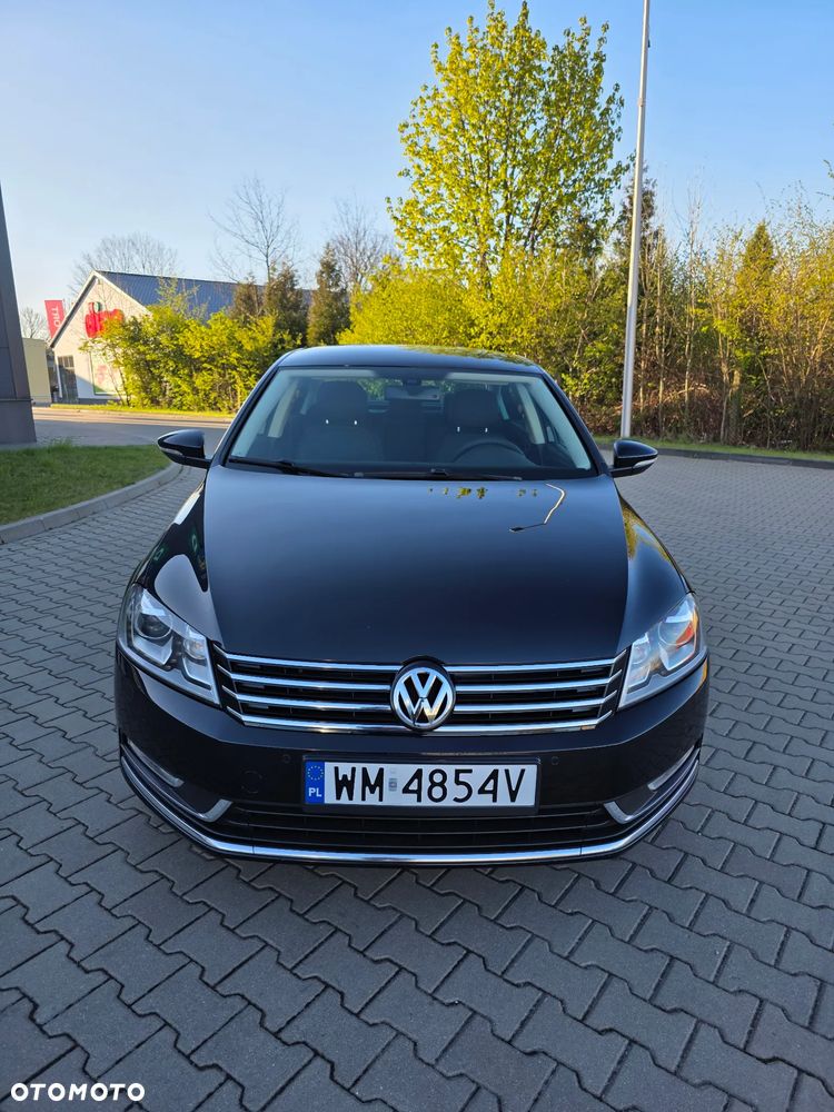 Volkswagen Passat 2.0 TDI Comfortline DSG - 5
