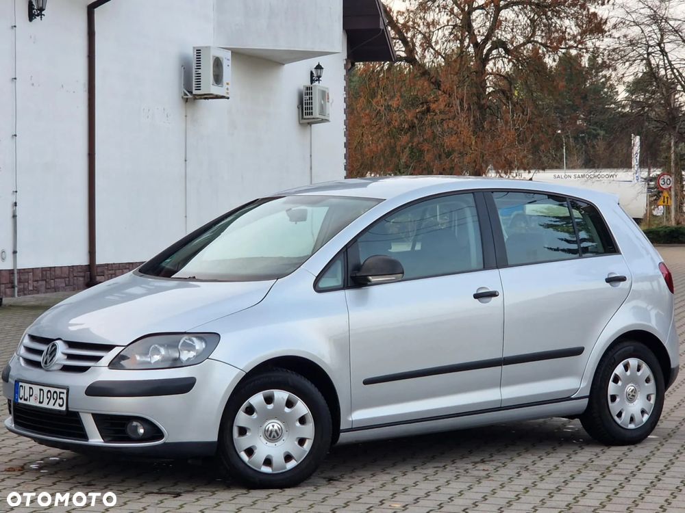 Volkswagen Golf Plus - 12