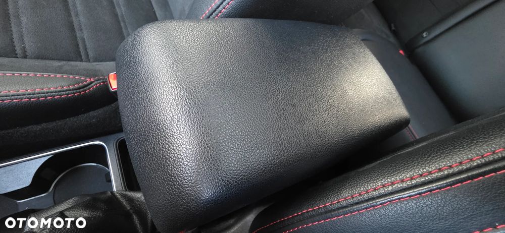 Ford EcoSport 1.0 EcoBoost ST-LINE - 40