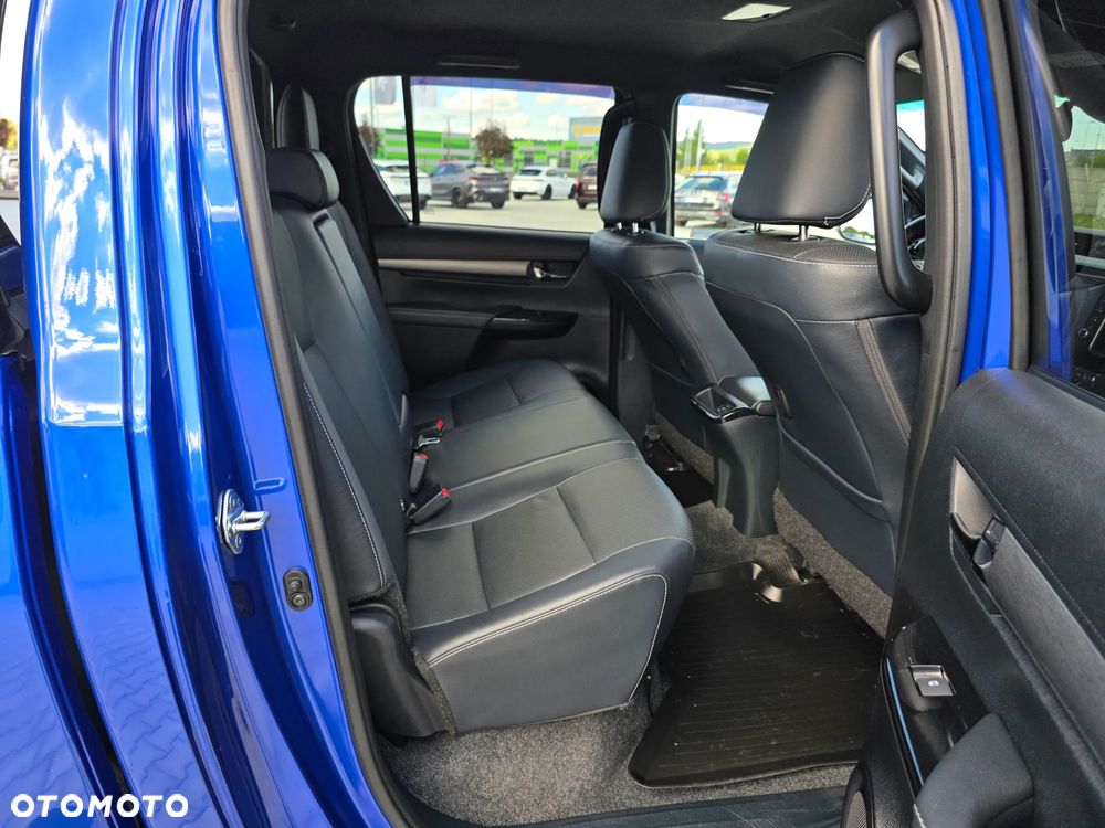Toyota Hilux 2.8 D-4D Double Cab Invincible 4x4 - 30