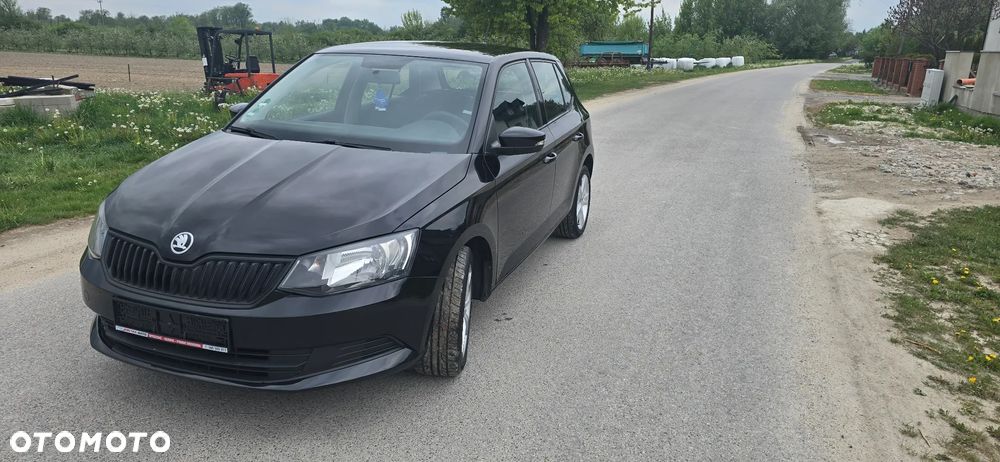 Skoda Fabia - 10