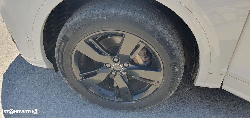 Audi Q5 40 TDI quattro Sport S-tronic - 9