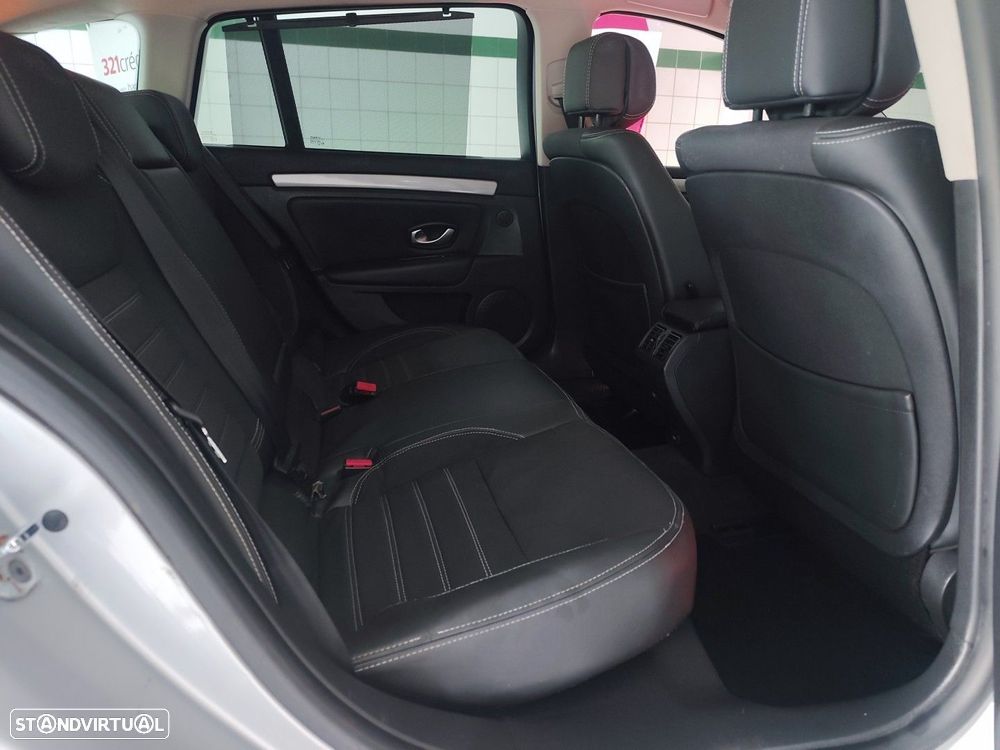 Renault Laguna Break 2.0 dCi Dynamique S 4control - 15