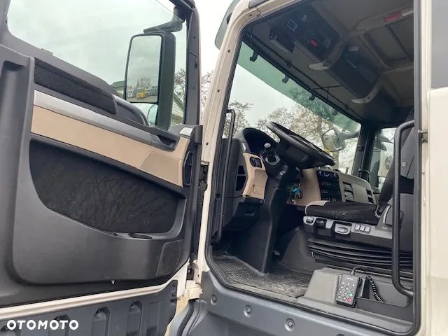 MAN TGX 26.460 6X2 CHŁODNIA z agregatem+winda BAR - 14