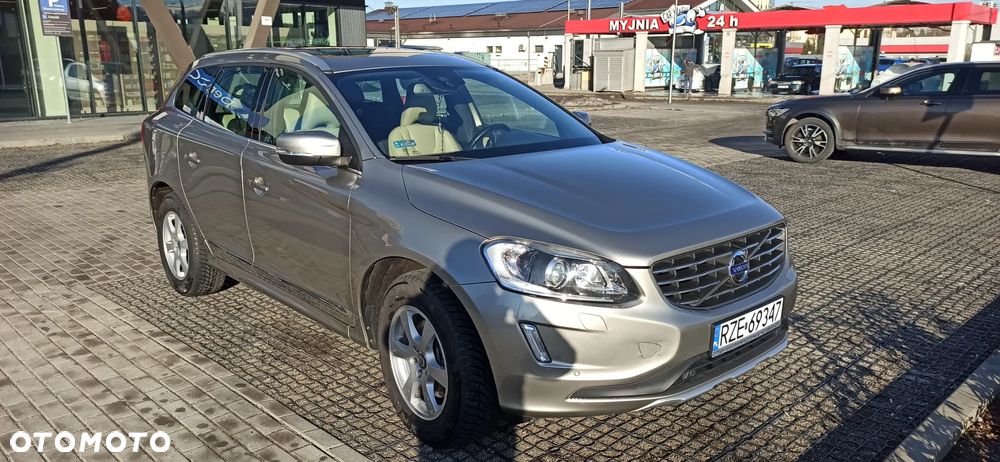 Volvo XC 60 D4 AWD Summum - 7