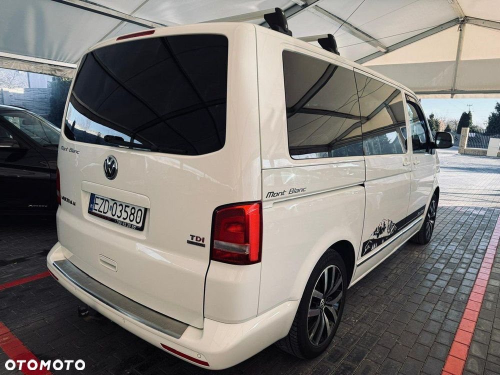 Volkswagen Multivan - 10