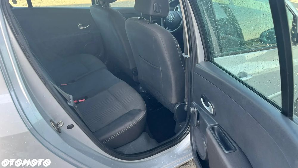 Renault Clio 1.2 TCE Authentique - 16