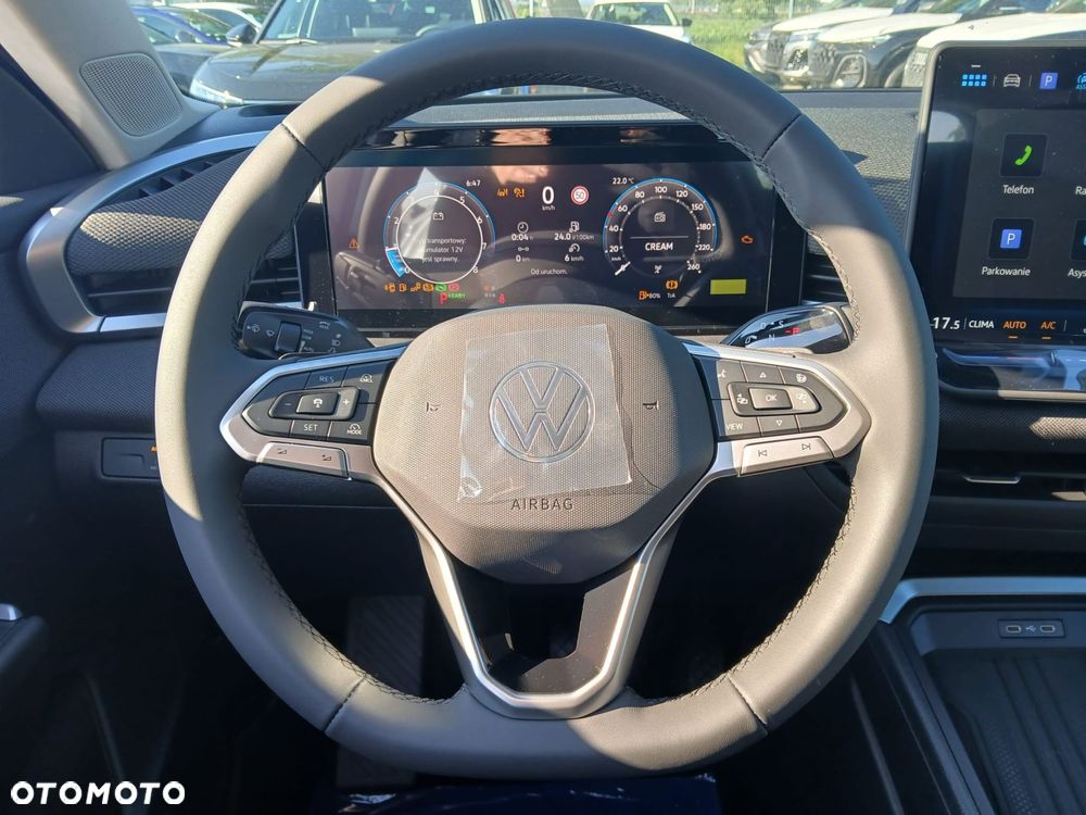 Volkswagen T-Roc 1.5 eTSI Life DSG - 11