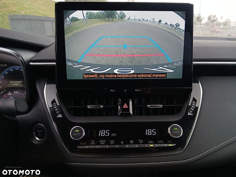 Toyota Corolla 1.8 Hybrid Comfort - 33