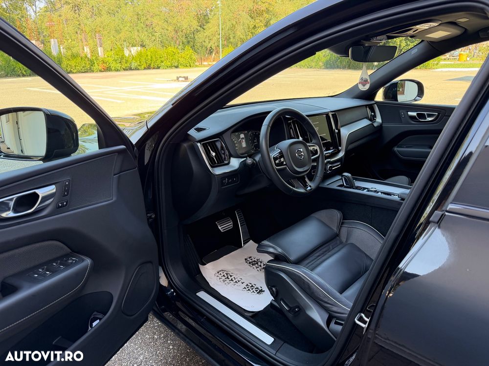 VOLVO XC60 2021 — imagine 6