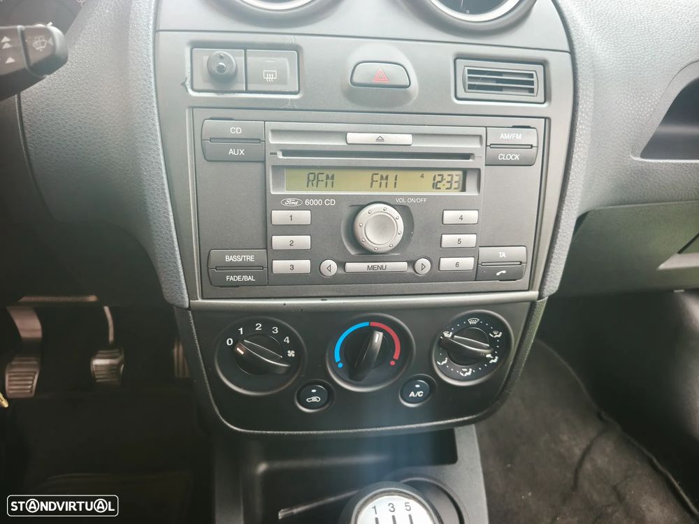 Ford Fiesta 1.25 Ambiente - 6