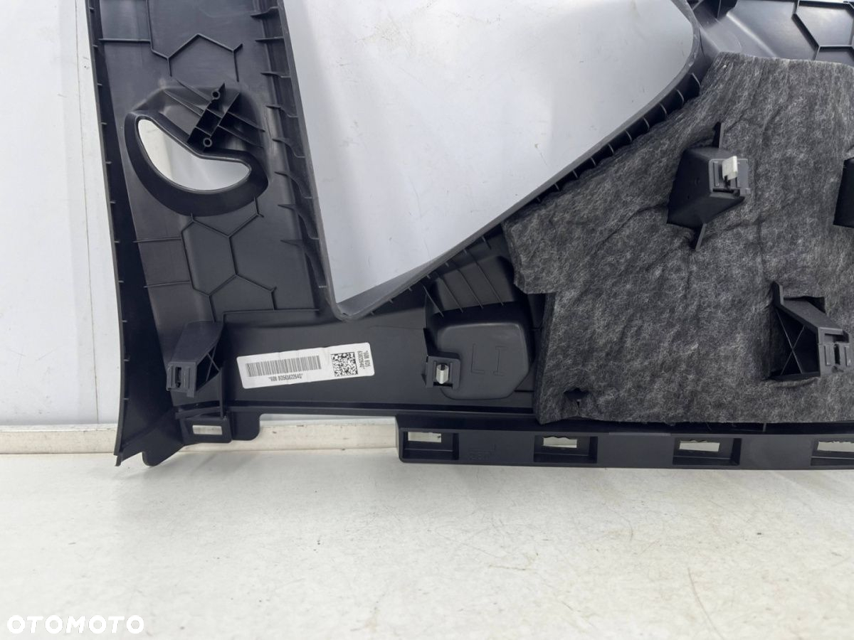 Plastik Seat Tarraco 2018r.- lewa tylna górna osłona słupka bagażnika 5fj867287b - 11