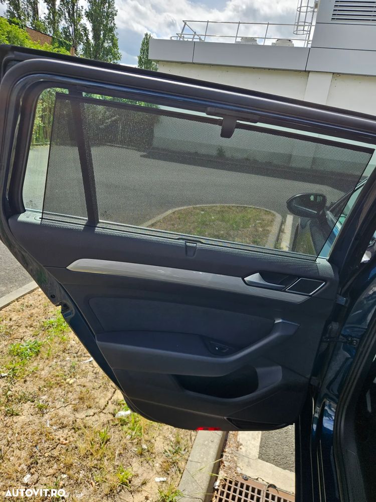 Volkswagen Passat 2.0 TDI SCR DSG Business - 13