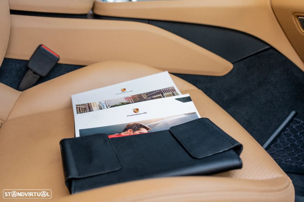 Porsche Panamera Sport Turismo 4 E-Hybrid - 51