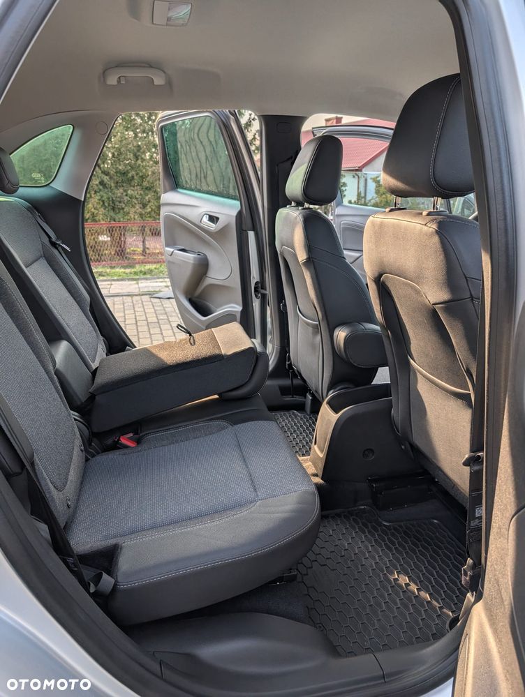 Opel Crossland X - 23