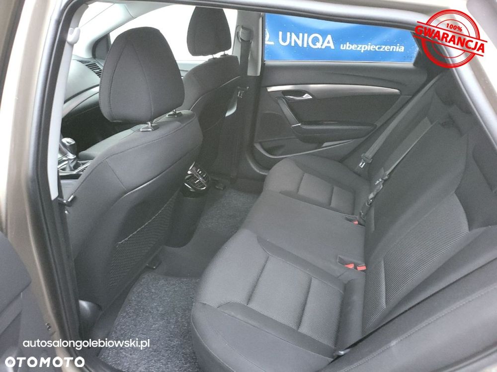 Hyundai i40 Kombi blue 1.6 Family+ - 21