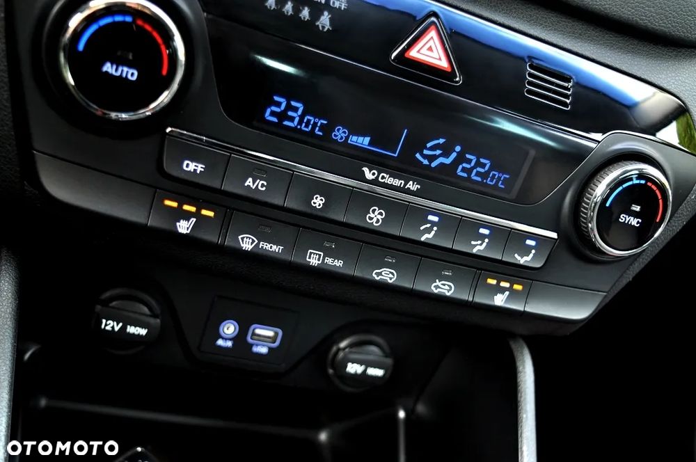 Hyundai Tucson 1.7 CRDI BlueDrive Style 2WD - 29