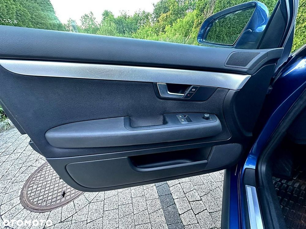 Audi A4 Avant - 13