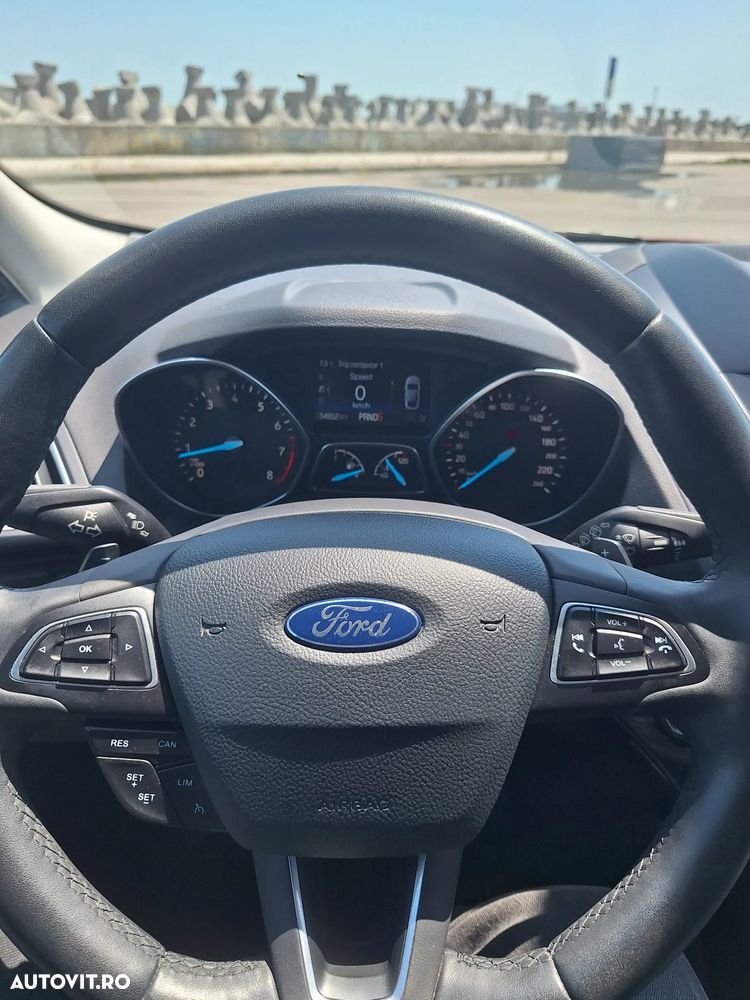 Ford Kuga - 14