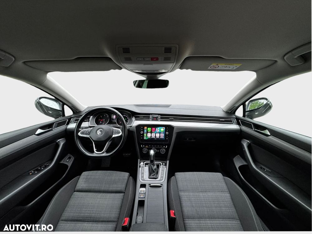 Volkswagen Passat 2.0 TDI SCR DSG Elegance - 32