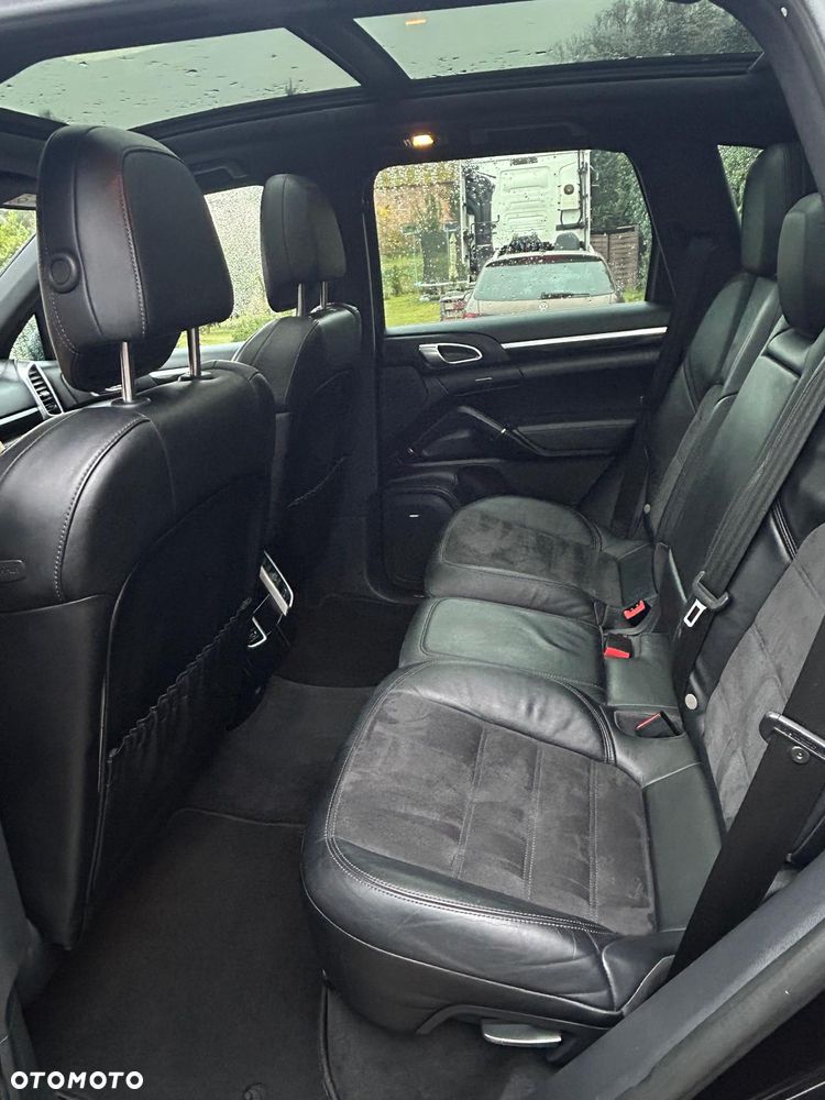 Porsche Cayenne Diesel Platinum Edition - 9