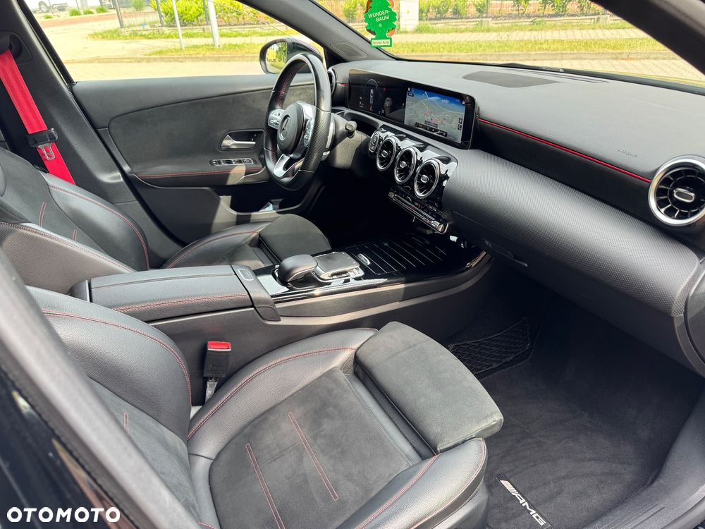 Mercedes-Benz Klasa A 180 d AMG Line 7G-DCT - 17